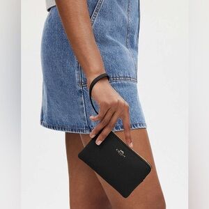 Coach Zip Black Signature Jacquard Leather Clutch with Gold Logo NWT